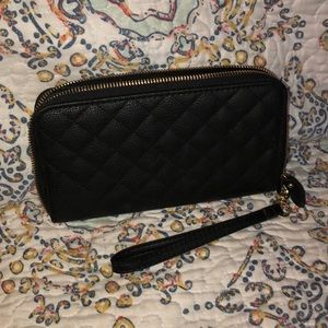 Black wallet 🖤🖤